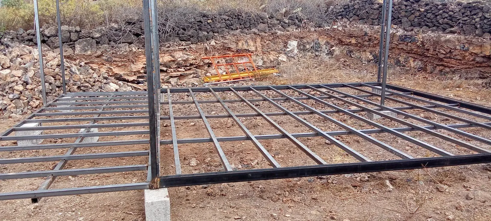 Base estructura metálica